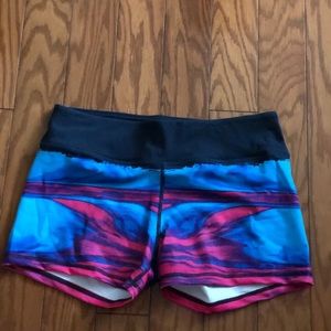 Born Primitive Wodapalooza booty short NWOT medium
